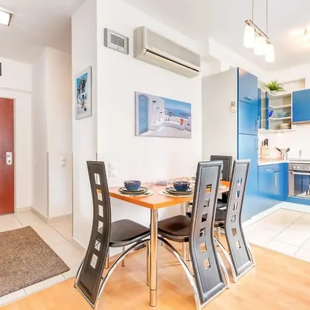 River View - Sunny - Comfy